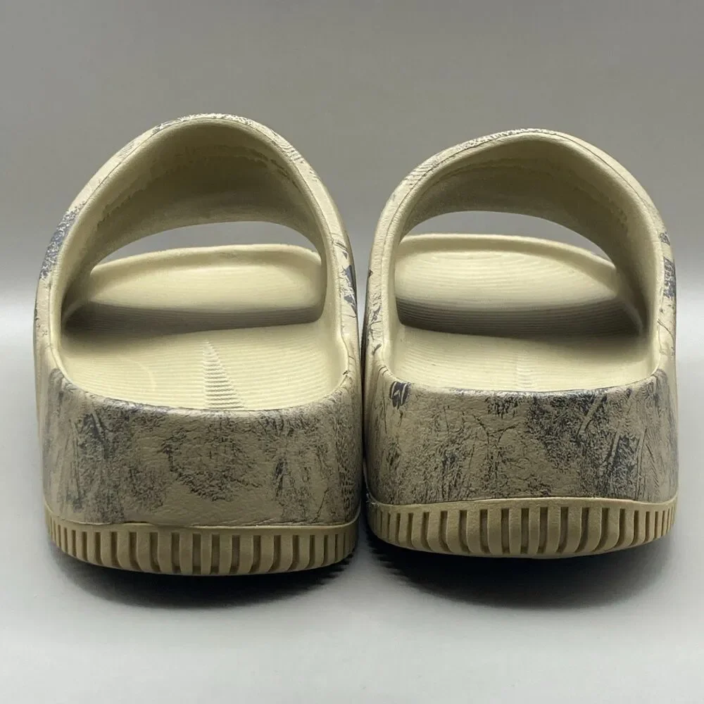 Nike calm slide